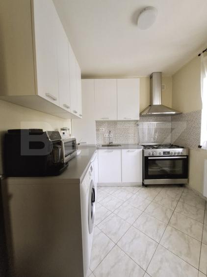 Apartament cu 3 camere decomandat, mobilat în Sânpetru