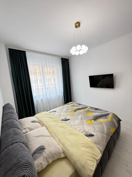Apartament cu 2 camere decomandat în Militari — fotografia 1