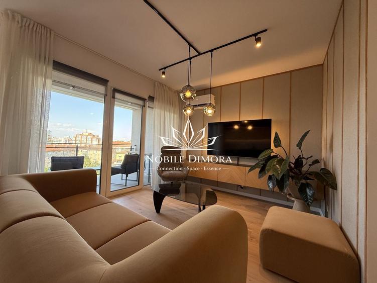 Apartament cu 2 camere semidecomandat, mobilat în Central