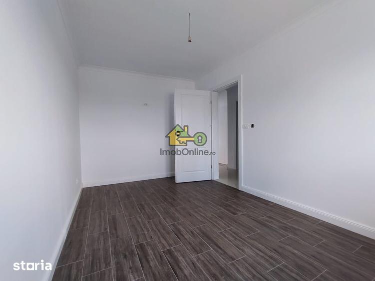 Casă cu 4 camere cu Teren 300 Mp în Șag