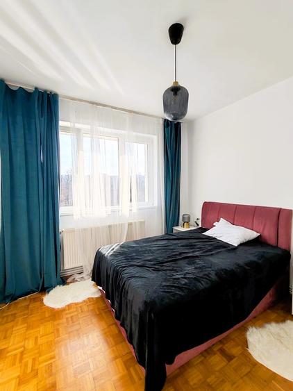 Apartament cu 3 camere în Central — fotografia 1