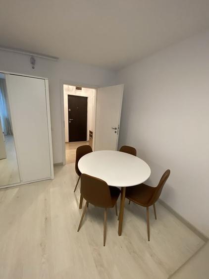 Apartament cu 2 camere semidecomandat în Găvana