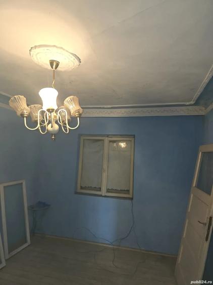 Casă cu 3 camere cu Teren 640 Mp în Traian