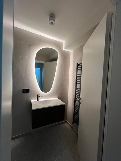Apartament cu 2 camere semidecomandat în Tractorul