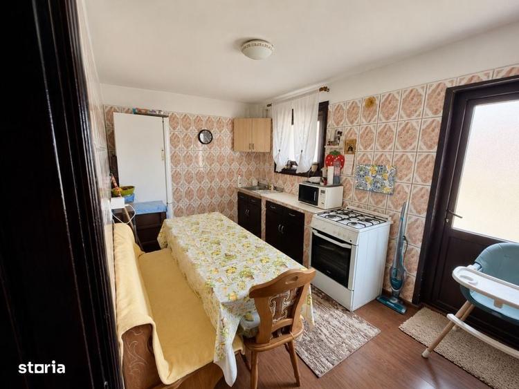 Casă cu 4 camere cu Teren 626 Mp în Brestei
