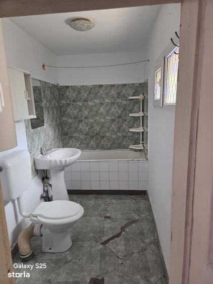 Casa cu 4 camere, teren 236 mp, acces asfaltat - 4