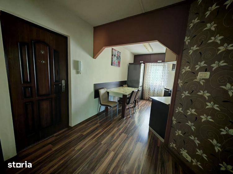 Apartament cu 3 camere decomandat în Micălaca