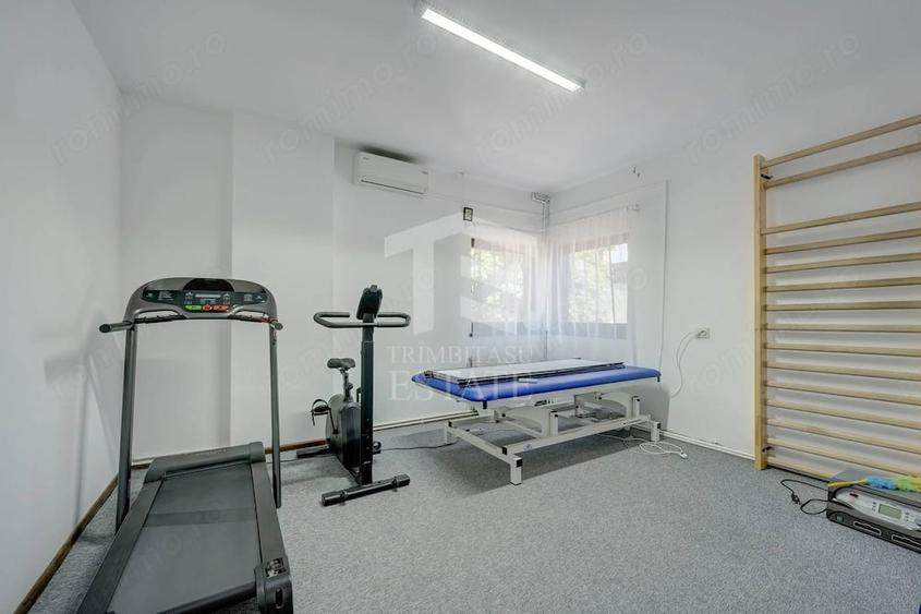 Casă cu Teren 185 Mp în Central