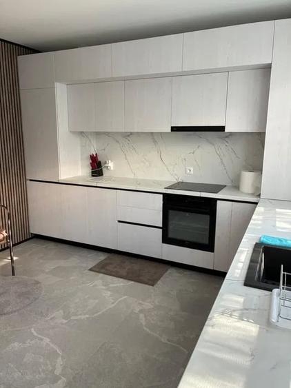 Apartament cu 2 camere decomandat, mobilat în Florești