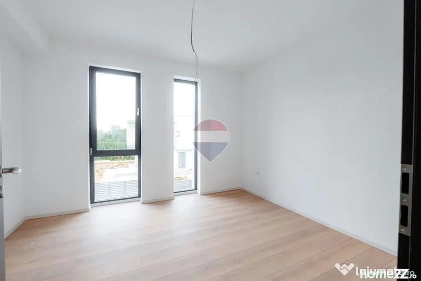 Casă cu 3 camere cu Teren 181 Mp în Budeasa