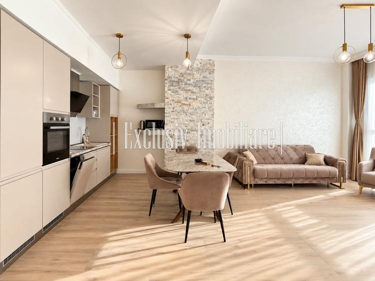 Apartament cu 3 camere decomandat în Delfinariu