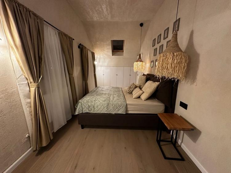Casă individuală cu 4 camere cu Teren 290 Mp în Odăile