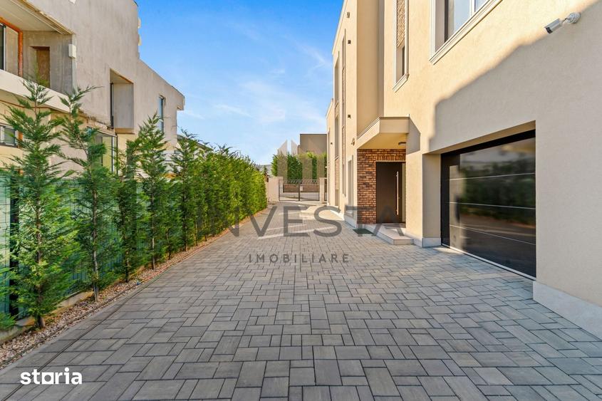 Casă cu 8 camere cu Teren 677 Mp în Borhanci