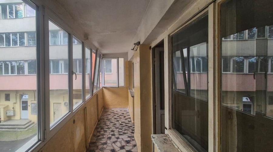 Apartament de vanzare, 3 camere, zona Lacul Tei, sector 2 - 7