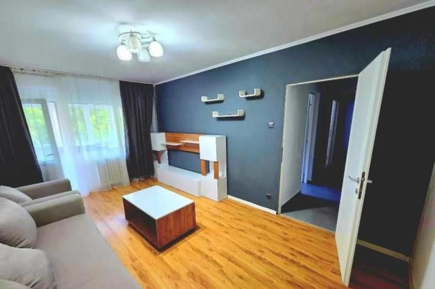 Apartament cu 3 camere, mobilat în Iancului