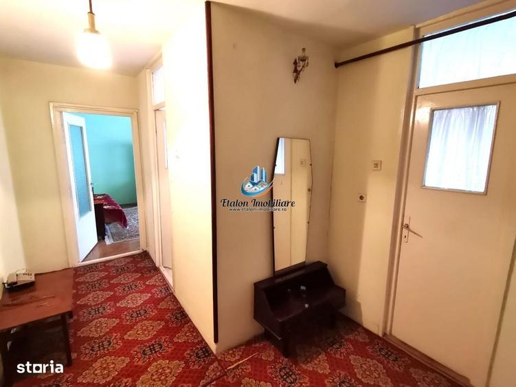 Apartament cu 2 camere decomandat în Precista