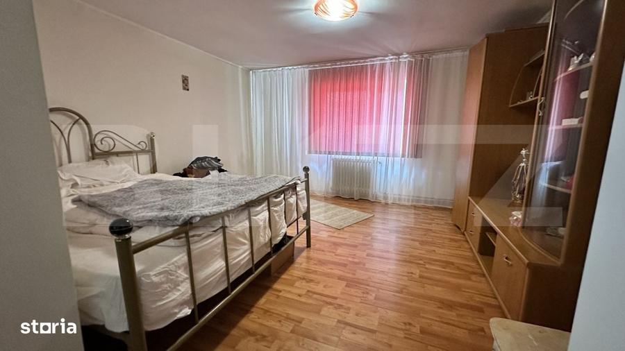 Casă cu 4 camere în Uroi