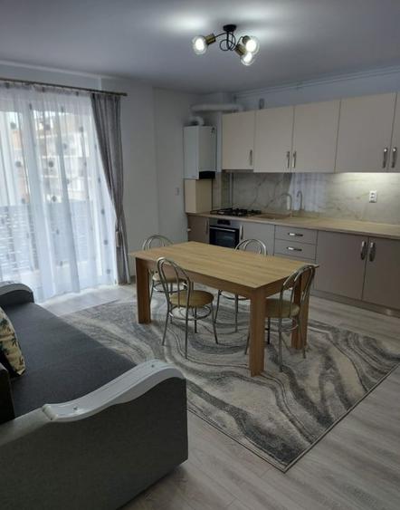 Inchiriere apartament 3 camere , 61 mp, zona Eroilor , Floresti - 1