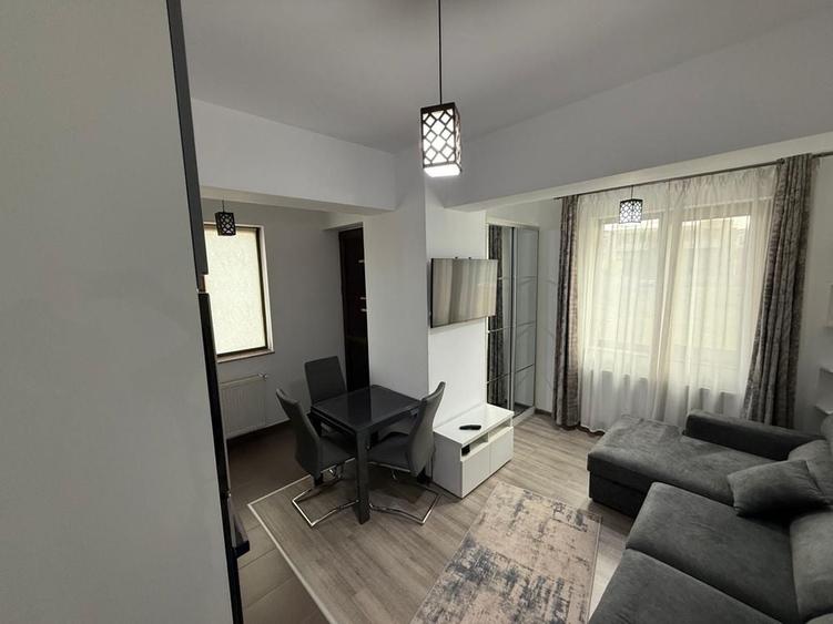 Apartament cu 2 camere semidecomandat în Exterior Vest