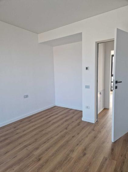 Casa noua de vanzare pozitie pe colt, curte pe 3 laturi, zona Elvila - 4