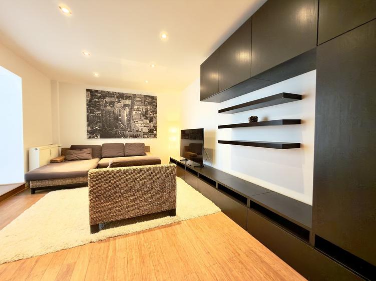 Apartament cu 2 camere semidecomandat, mobilat în Lizeanu