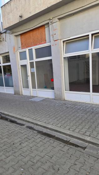 Spațiu comercial, de 60 mp, în Rogerius
