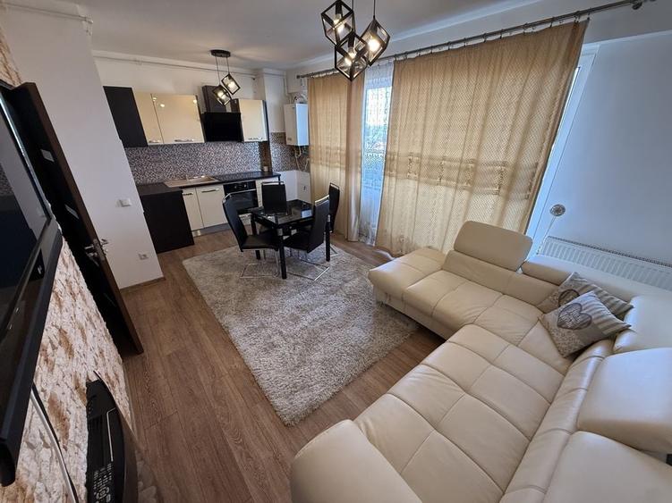 Apartament cu 2 camere decomandat în Central