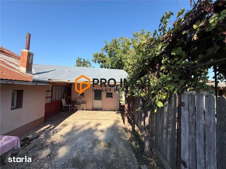 Casă cu 3 camere cu Teren 1283 Mp în Merei