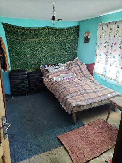 Casă cu 3 camere cu Teren 900 Mp în Gâlcești