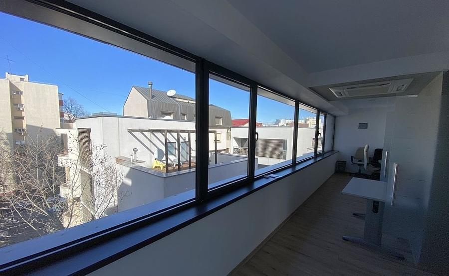 Birou, de 1,200 mp, în Floreasca