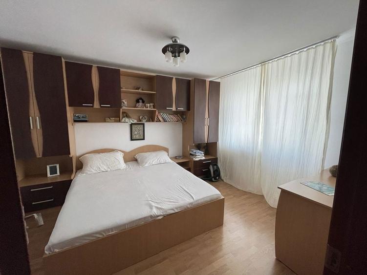 Apartament cu 2 camere semidecomandat în Dărmănești