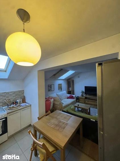 Apartament cu 3 camere decomandat în Vest