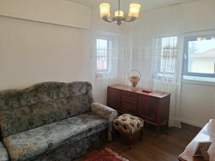 Apartament cu 3 camere decomandat în Gilău