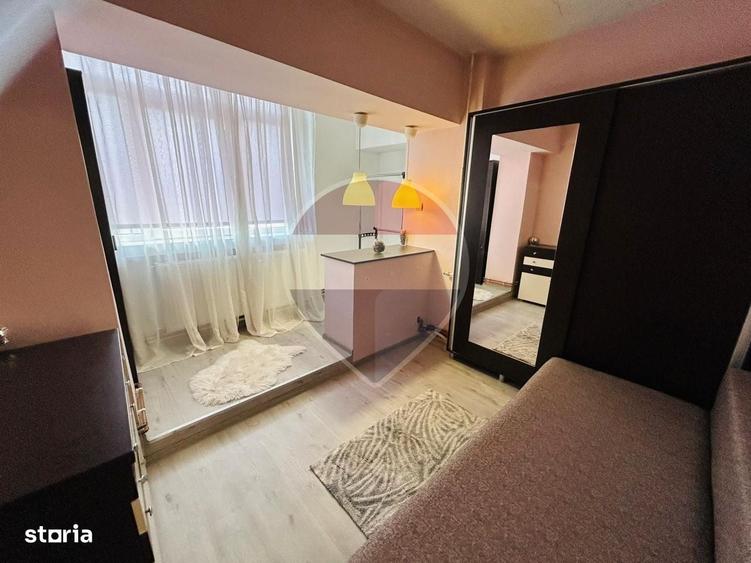 Apartament cu 3 camere în Calea București