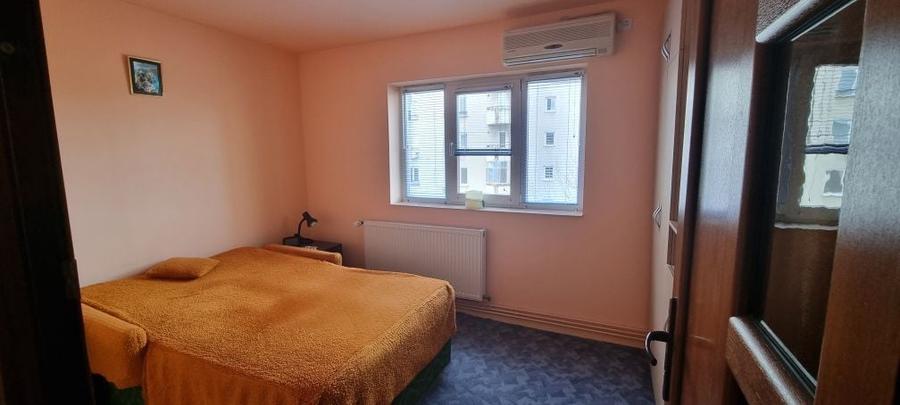 Apartament cu 2 camere semidecomandat în Șag