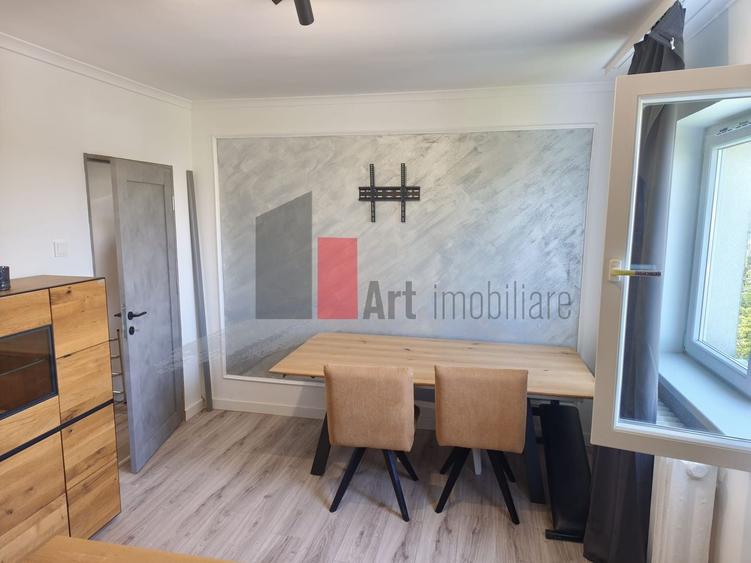 Apartament cu 2 camere decomandat, mobilat în Brâncoveanu
