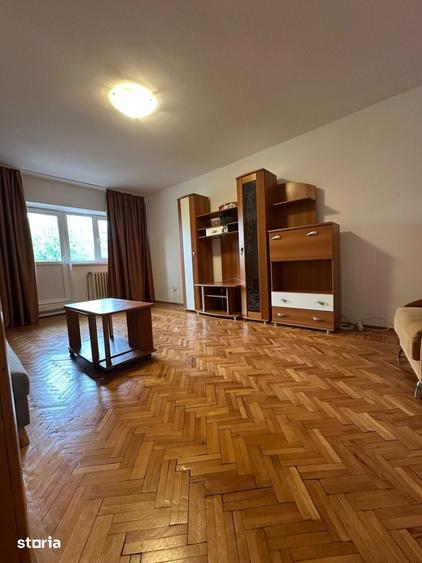 Apartament cu 2 camere decomandat în Independenței