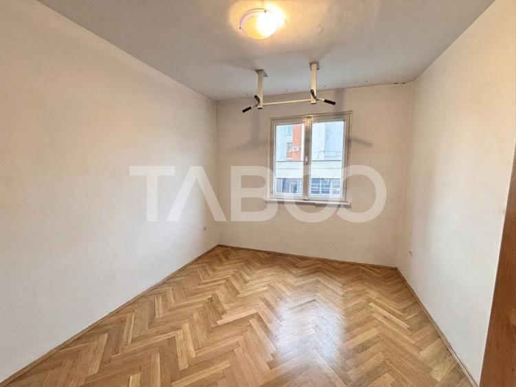 Apartament cu 4 camere decomandat în Mănăștur
