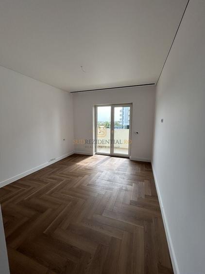 Apartament cu 3 camere decomandat în Berceni