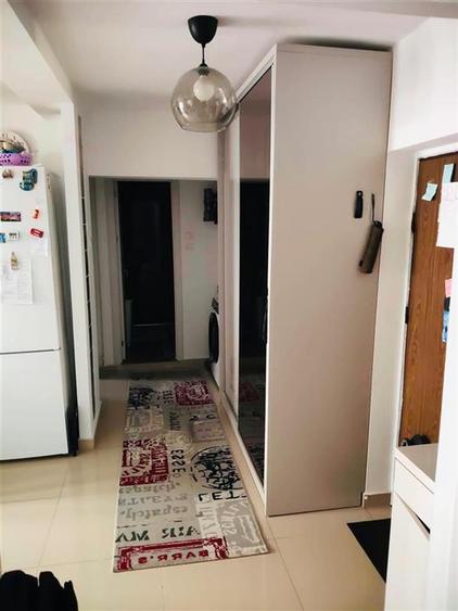 Apartament cu 2 camere decomandat, mobilat în Cișmigiu