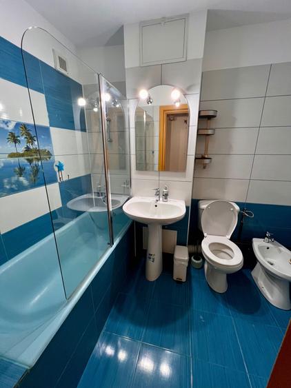 Apartament cu 3 camere decomandat în Ultracentral