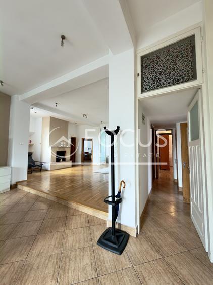 Apartament cu 4 camere circular, mobilat în Primăverii