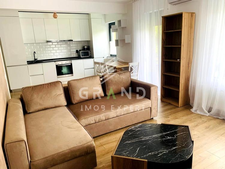 Apartament cu 3 camere semidecomandat, mobilat în Grigorescu