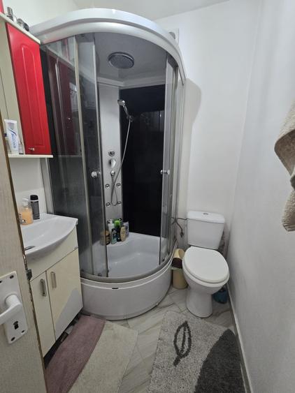 Casă individuală cu 2 camere cu Teren 772 Mp în Carani