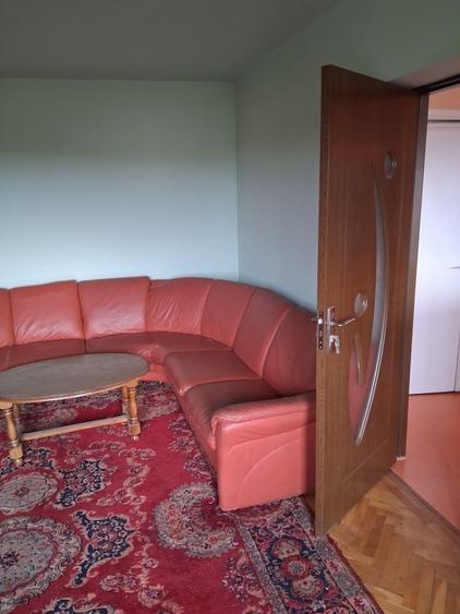Apartament cu 4 camere semidecomandat în Micălaca