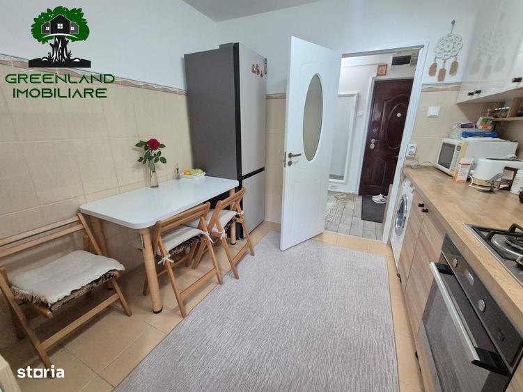 Apartament cu 2 camere în Podu Roș