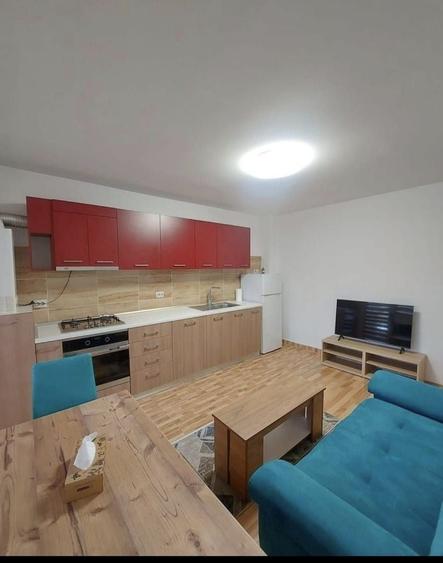 Apartament cu 2 camere decomandat, mobilat în Metalurgiei