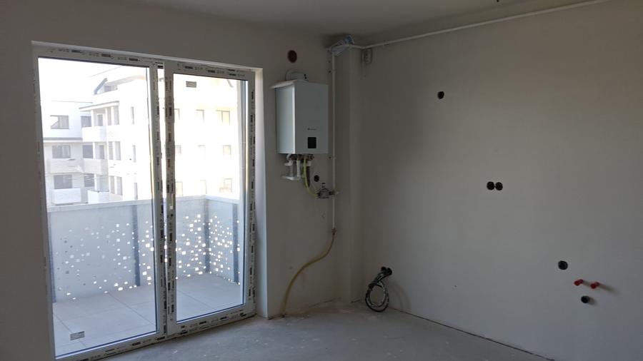 Apartament cu 3 camere semidecomandat în Apahida