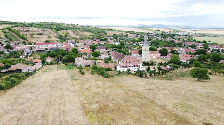 Casă individuală cu 15 camere cu Canalizare în Cricău