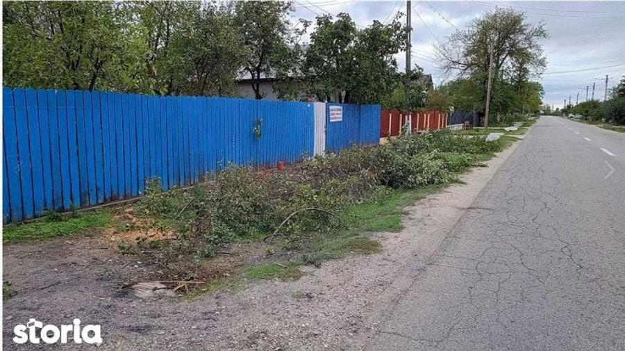 Casă cu 2 camere cu Teren 50 Mp în Lunca